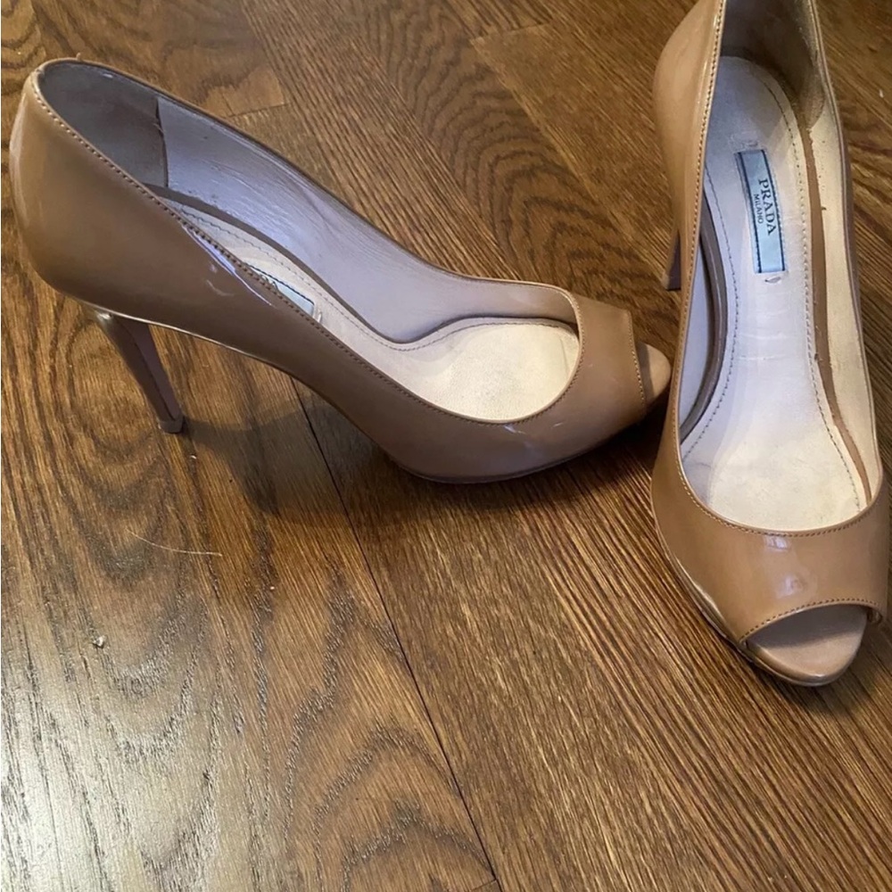 Prada Tan Pee Toe Pumps Size 37 - Picture 5 of 6